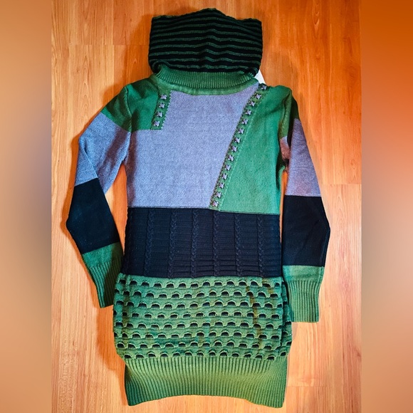 Sweaters - Colorful Patchwork Women's Sweater Turtleneck